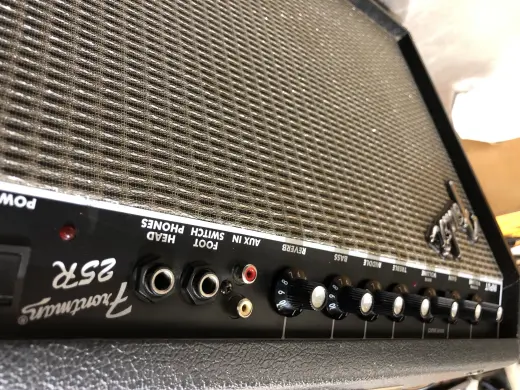 Fender Frontman 25R Guitar Amplifier 2